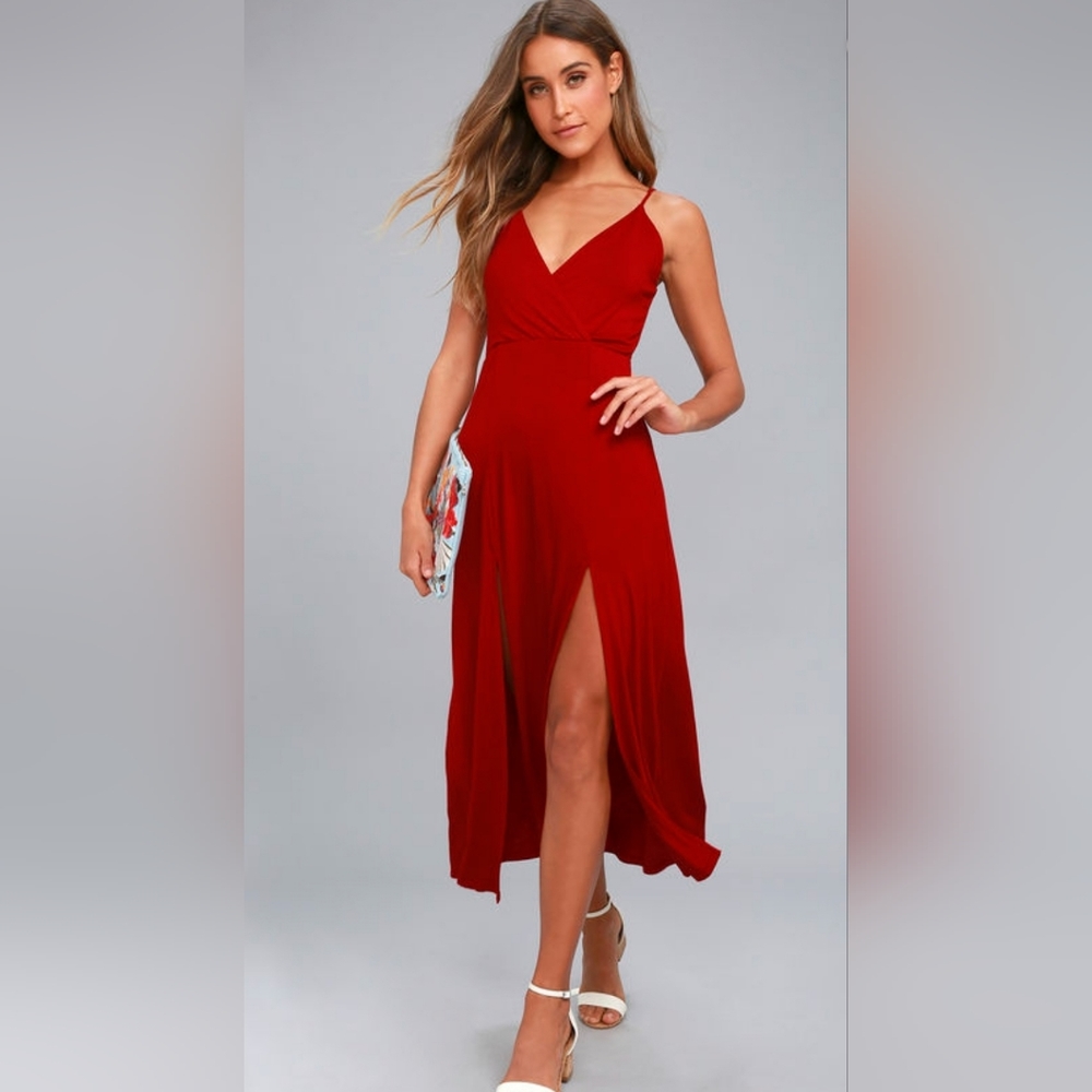 Lulu's Midi Dress with Slits